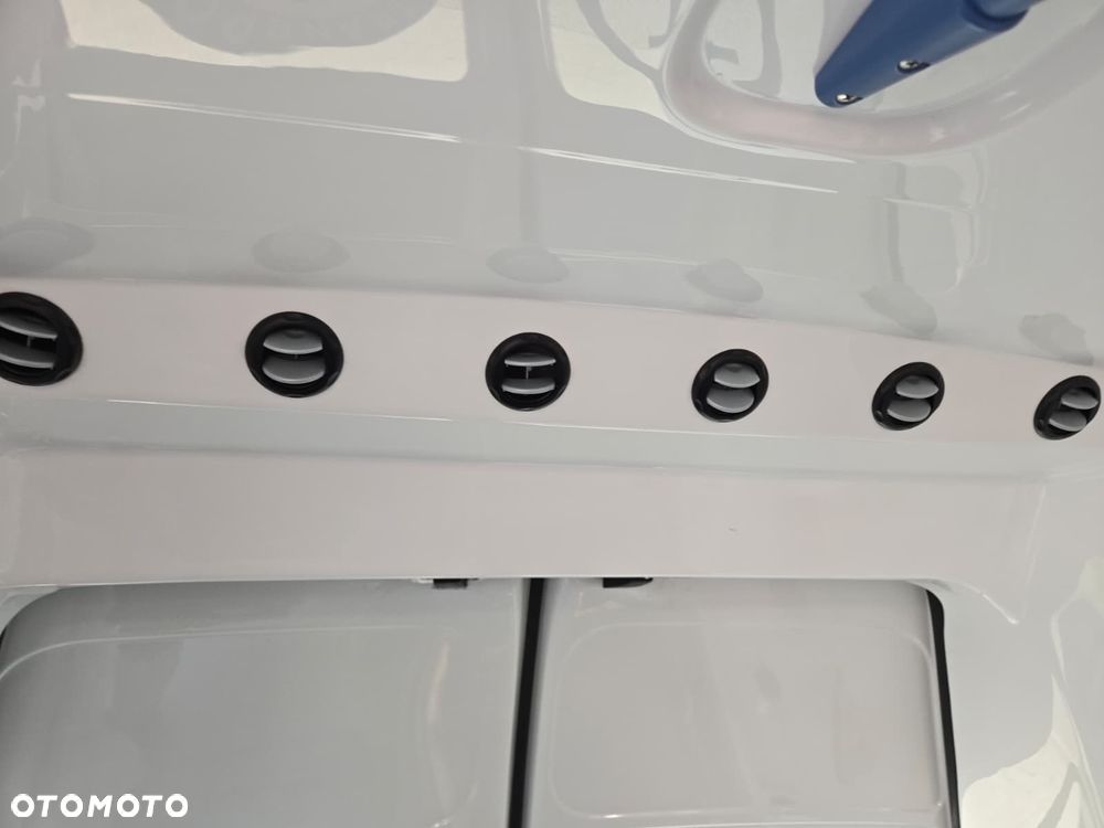 Volkswagen TRANSPORTER T6.1 Ambulans Karetka - 13