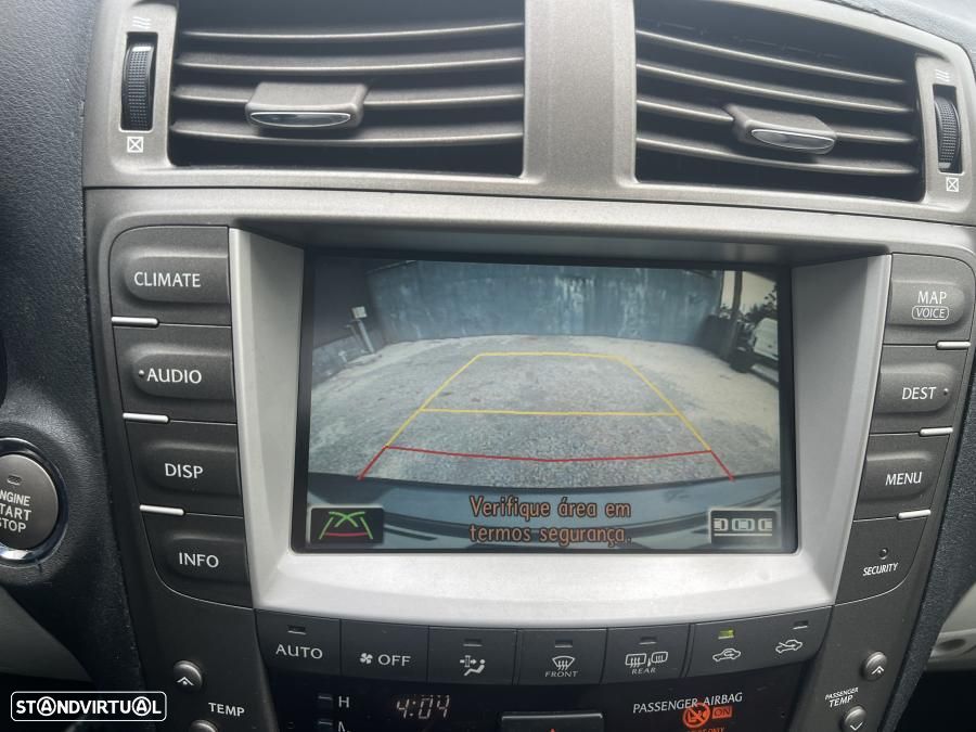 Lexus IS 220 d Luxury 46 - 33