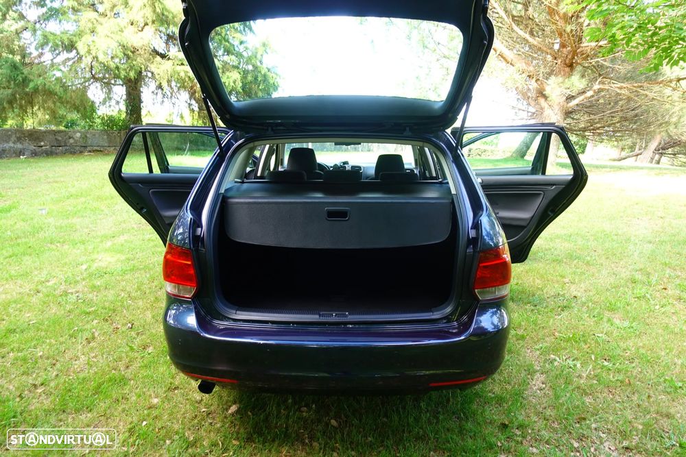 VW Golf Variant 1.6 TDi Highline - 31