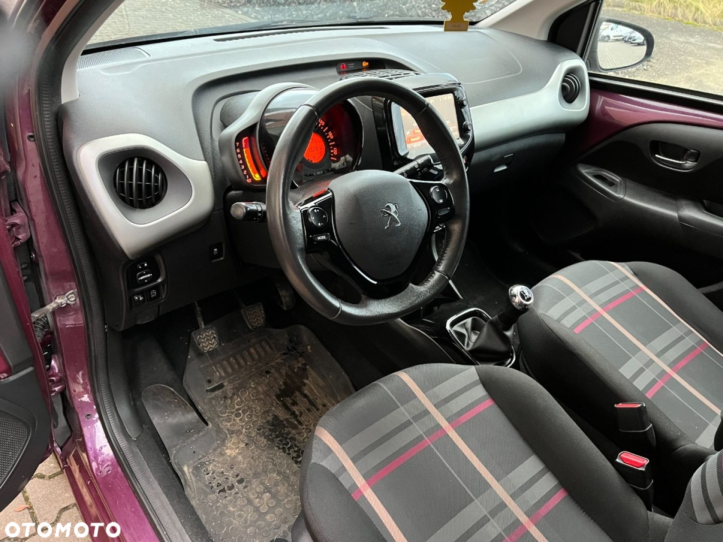 Peugeot 108 VTI 68 Top Style - 8
