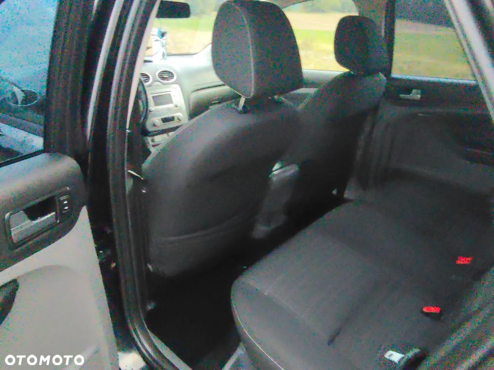 Ford Focus 2.0 Titanium - 16