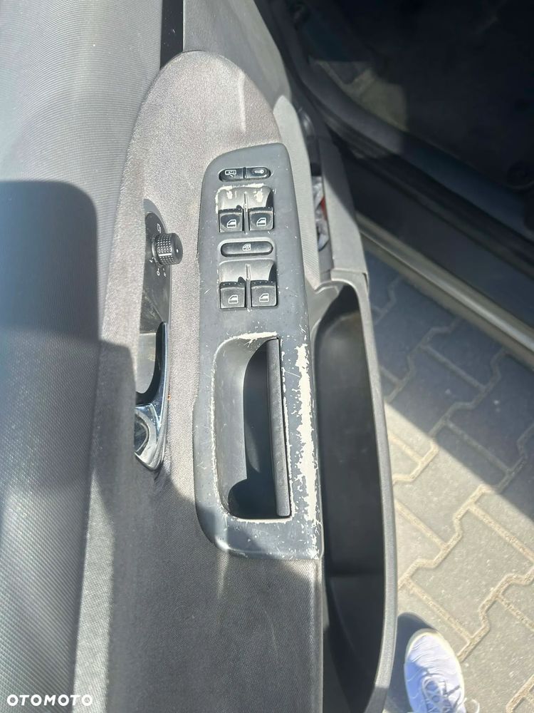 Volkswagen Sharan 1.9 TDI Comfortline - 11