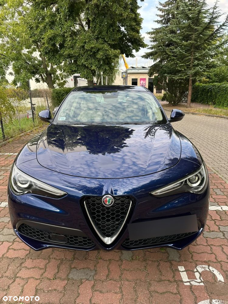 Alfa Romeo Stelvio - 5