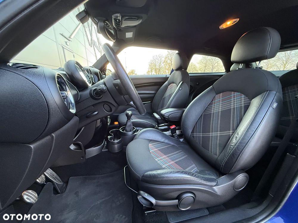 MINI Paceman Cooper SD - 16