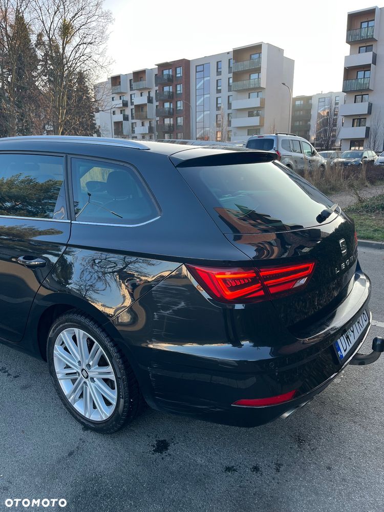 Seat Leon Sportstourer 2.0 TDI Xcellence S&S DSG - 9