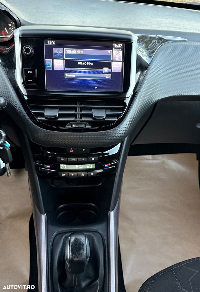 Peugeot 2008 PureTech 110 Stop&Start Allure - 15