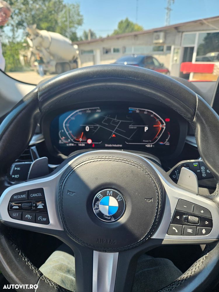 BMW Seria 5 520d AT MHEV - 12