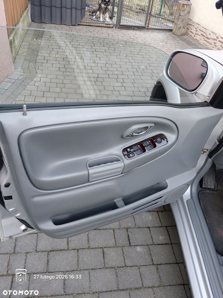 Suzuki Grand Vitara 2.0 HDi - 21