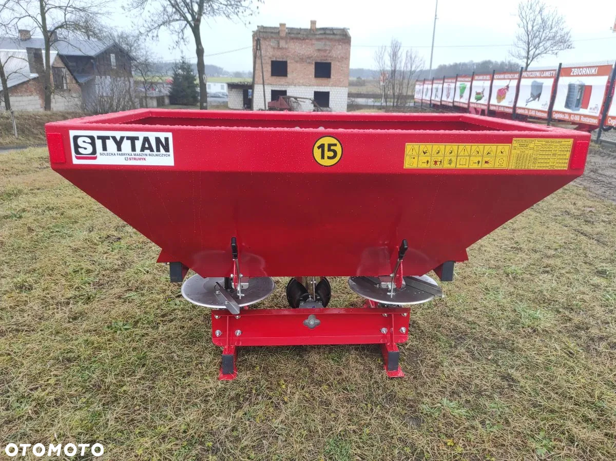 Rozsiewacz nawozu do nawozów Strumyk Tytan 400L 600L 800L 1000L 1200L - 2