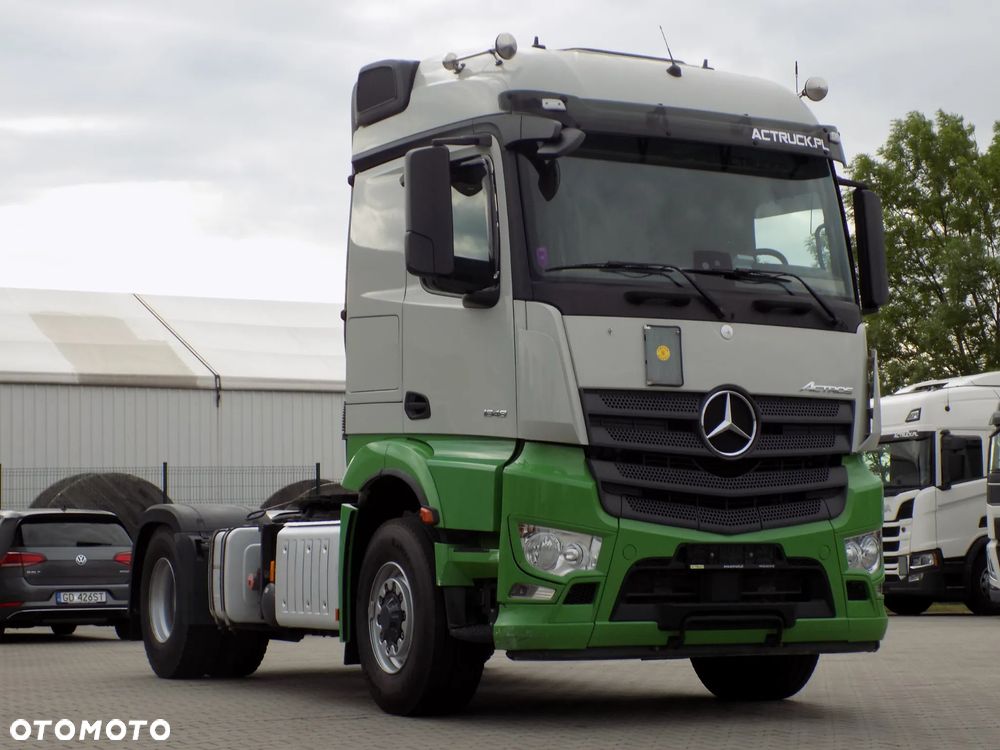 Mercedes-Benz 1848 4X4 HUD - 2