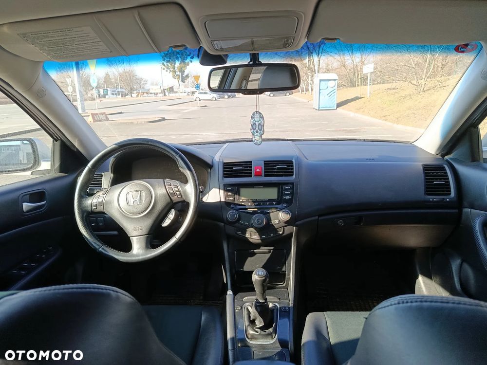 Honda Accord 2.2i-CTDi Executive - 11