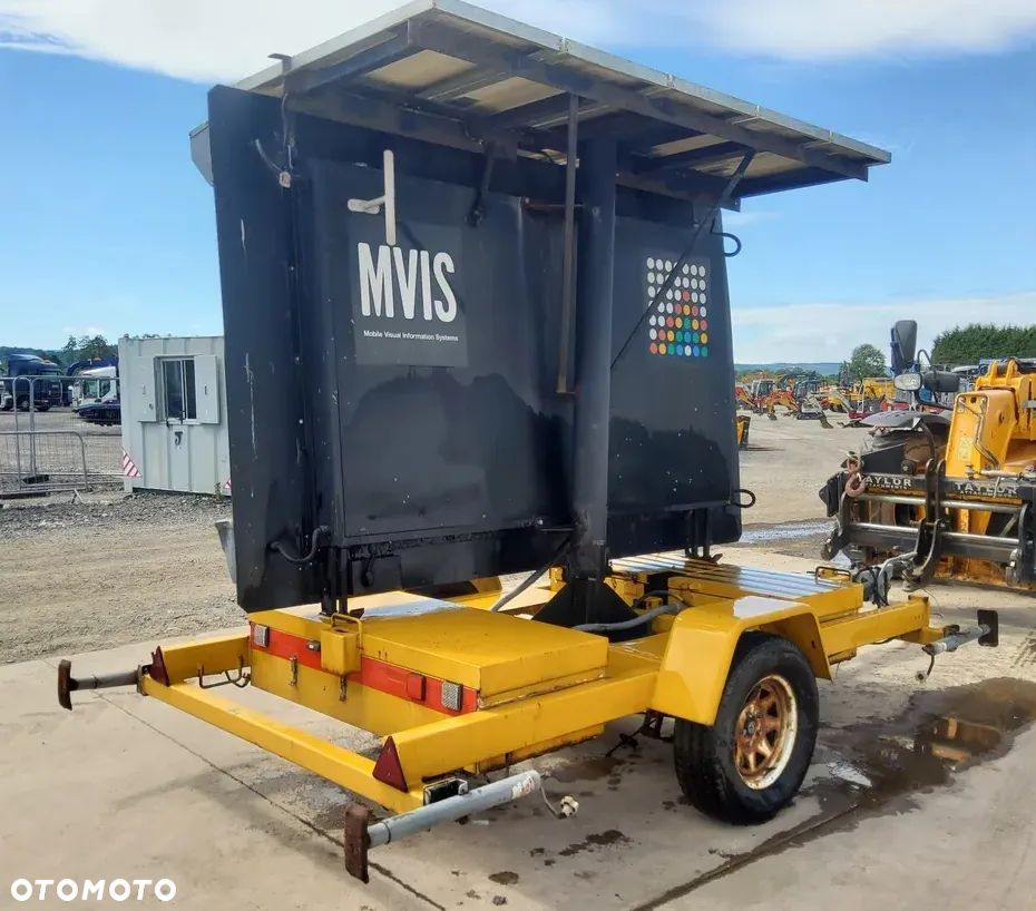 Inny American Signal - 3