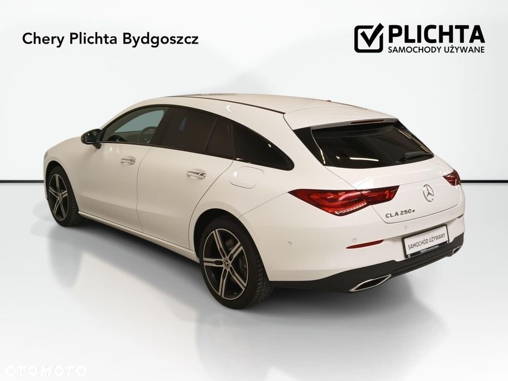 Mercedes-Benz CLA - 8