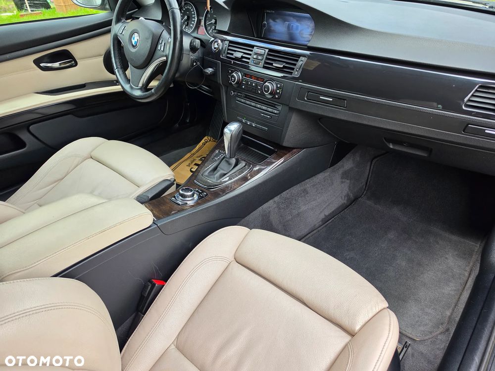BMW Seria 3 330i xDrive Edition Exclusive - 8
