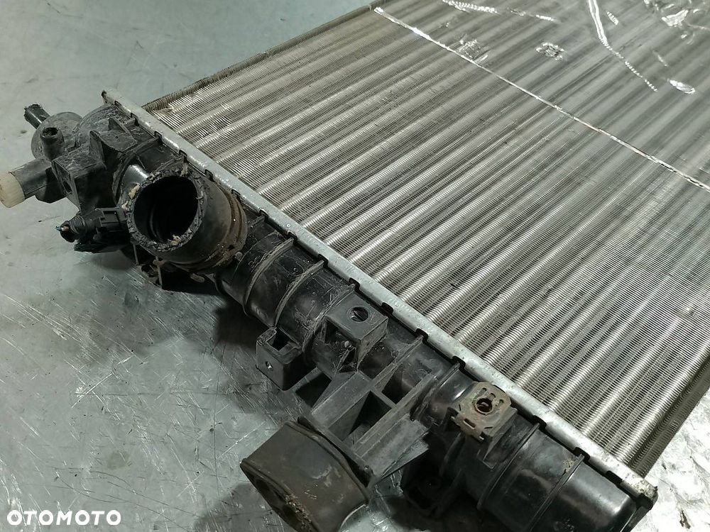 CHŁODNICA WODY OPEL ASTRA H GTC 63028A 1.6 B - 4