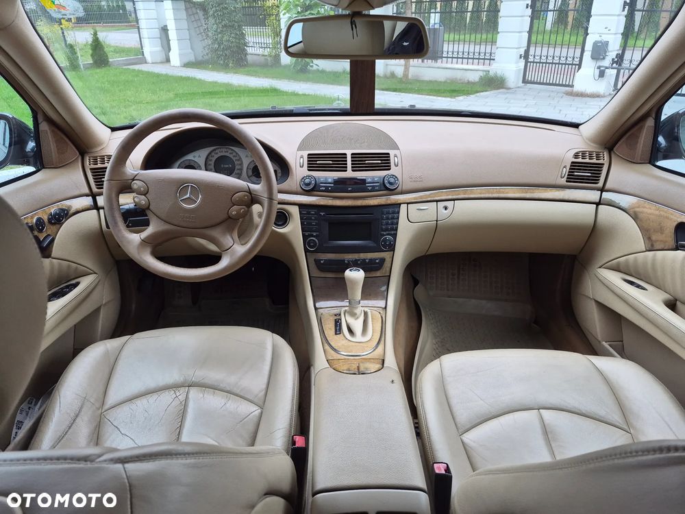 Mercedes-Benz Klasa E 280 CDI 4-Matic Avantgarde - 24