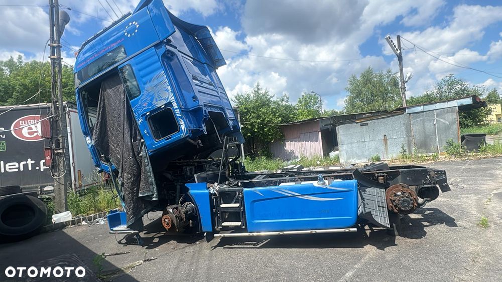 MAN 480 e6 - 2
