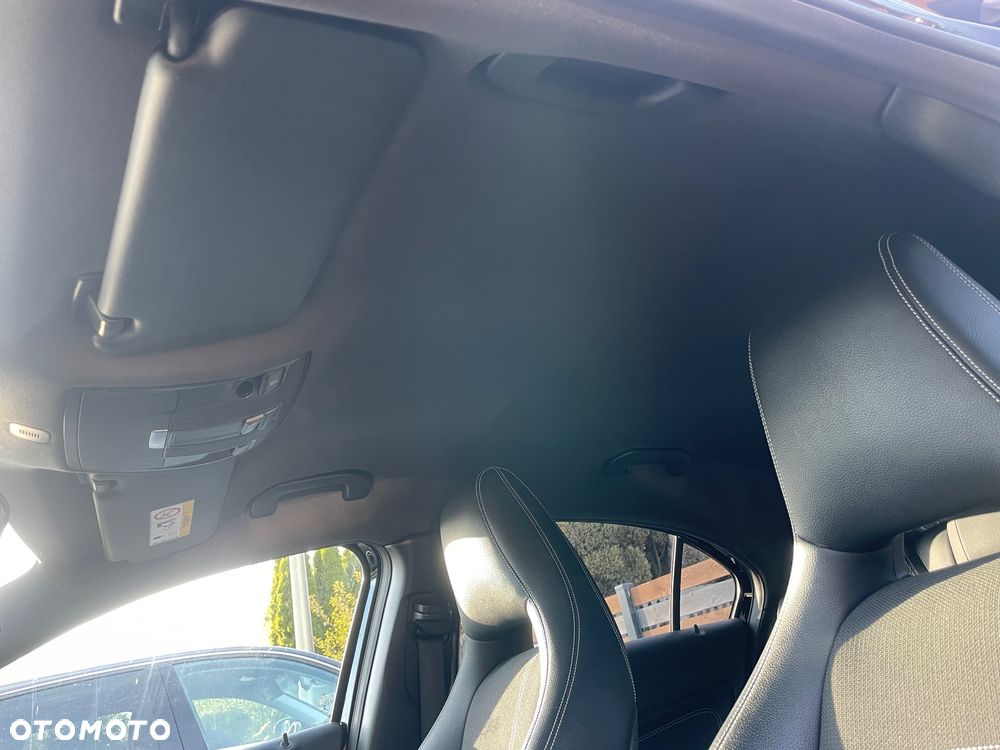Mercedes-Benz Klasa A 200 (BlueEFFICIENCY) Urban - 24