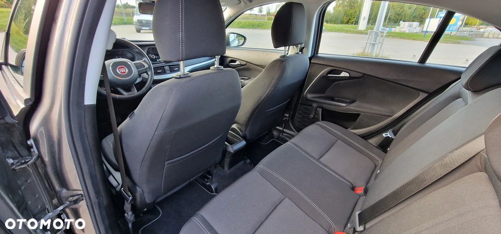 Fiat Tipo 1.6 MultiJet 16v Pop DDCT - 17