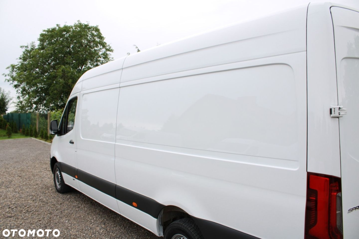 Mercedes-Benz Sprinter - 21