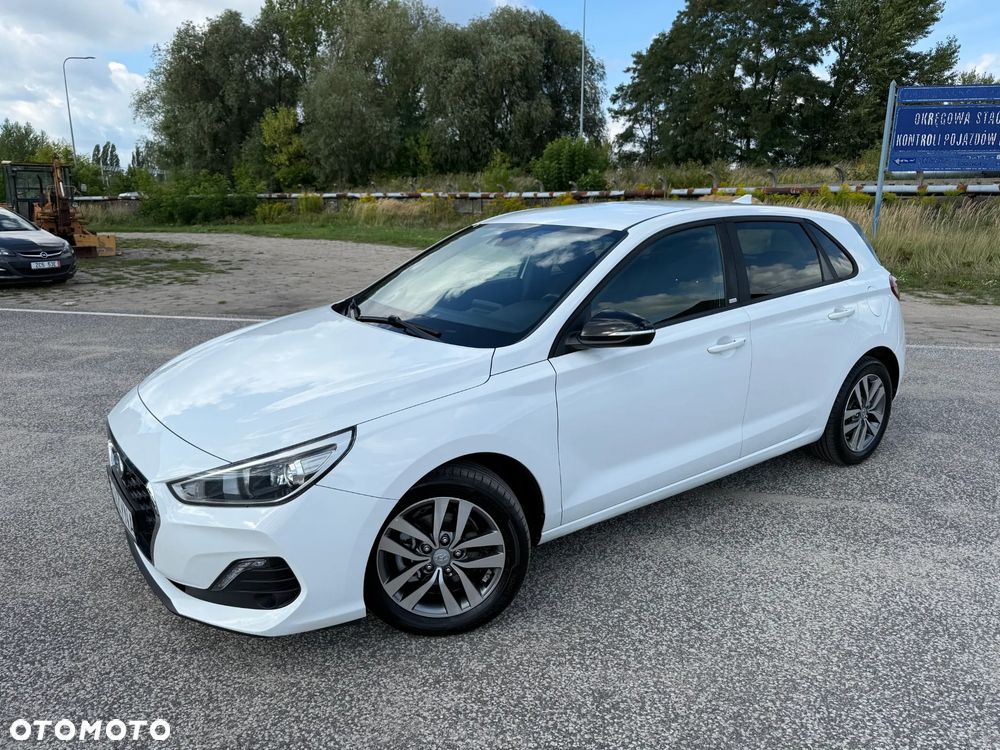 Hyundai i30 1.4 Passion - 1