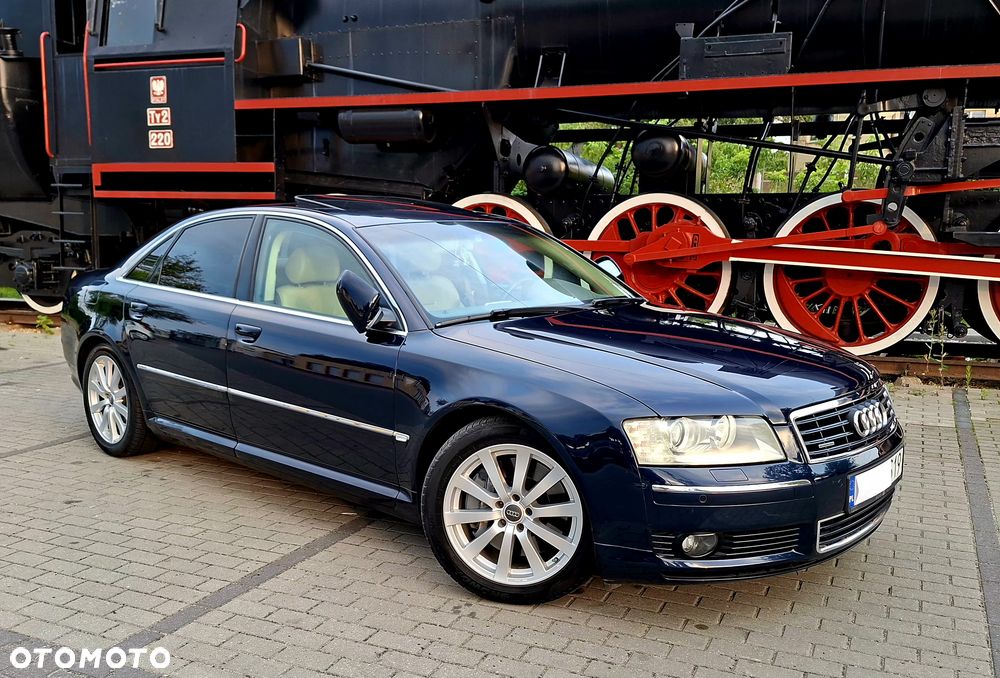 Audi A8 4.2 Quattro - 26
