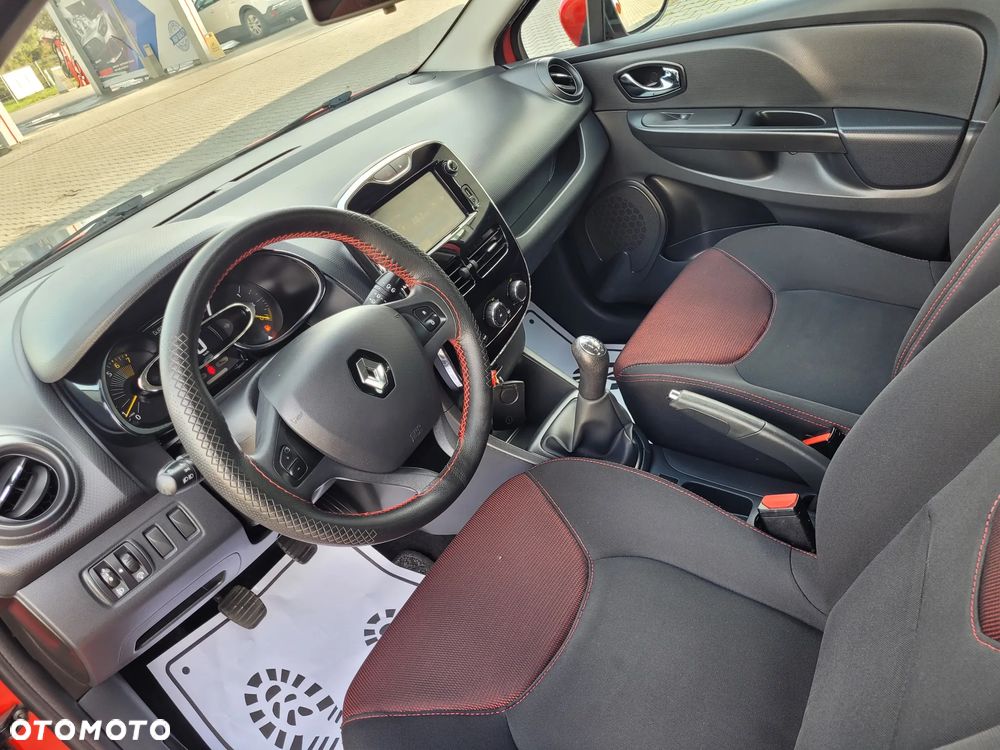 Renault Clio 1.2 16V 75 Collection - 14