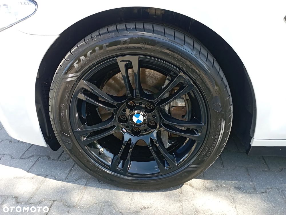 BMW Seria 5 535d xDrive - 33
