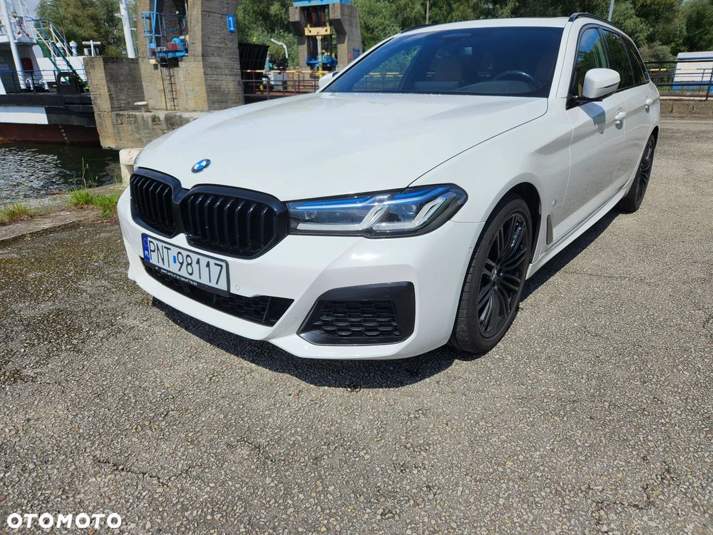 BMW Seria 5 530i - 11