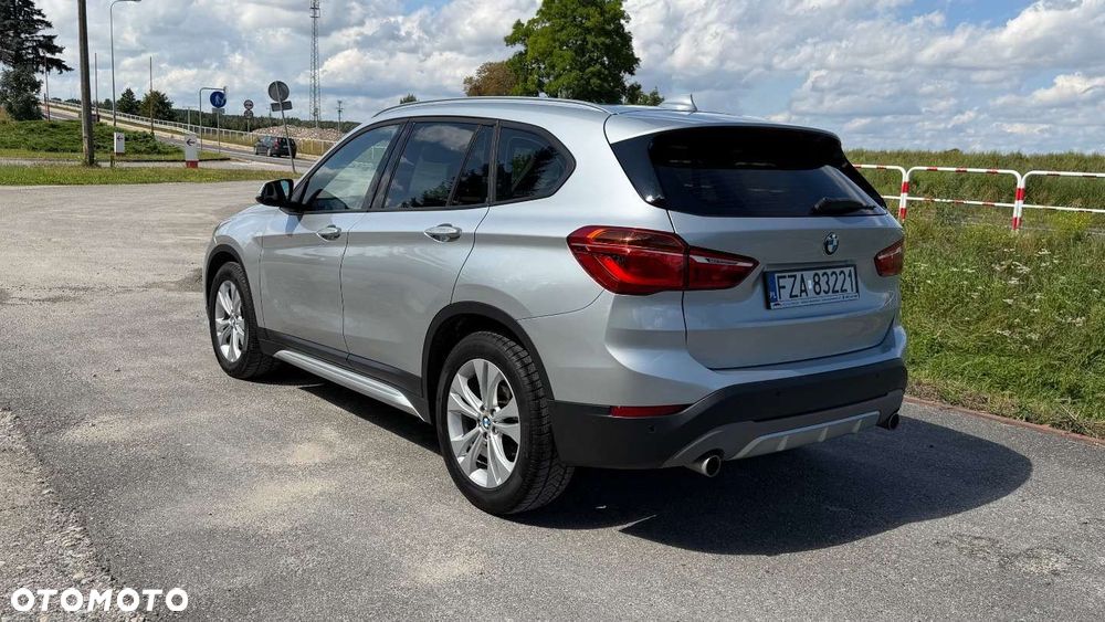 BMW X1 - 24