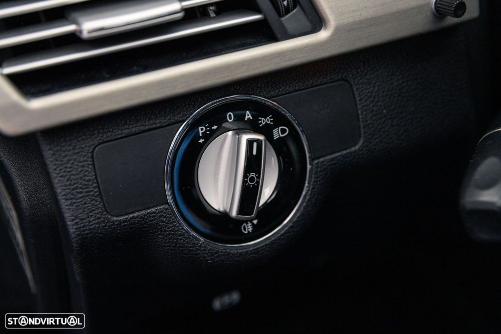 Mercedes-Benz E 250 BlueTEC Avantgarde Auto - 24
