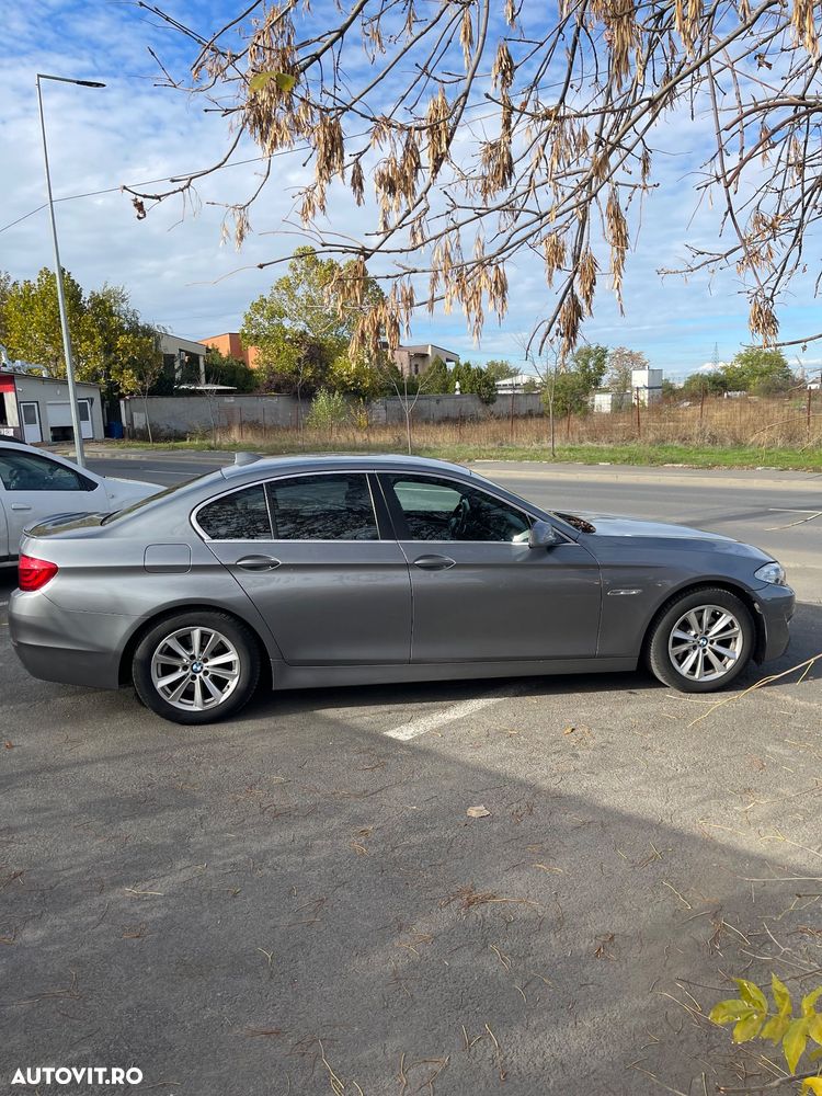 BMW Seria 5 520i Aut. Luxury Line - 6