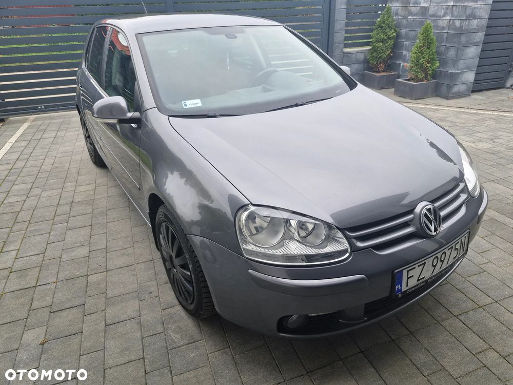 Volkswagen Golf V 1.6 Trendline - 2