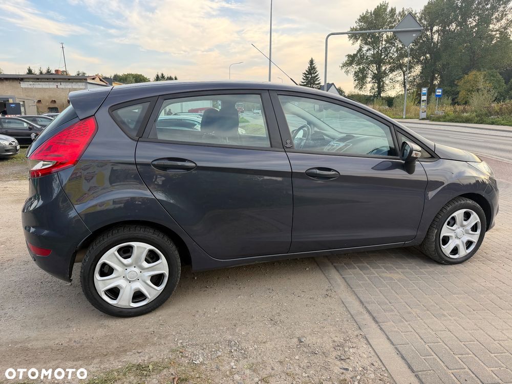 Ford Fiesta - 7