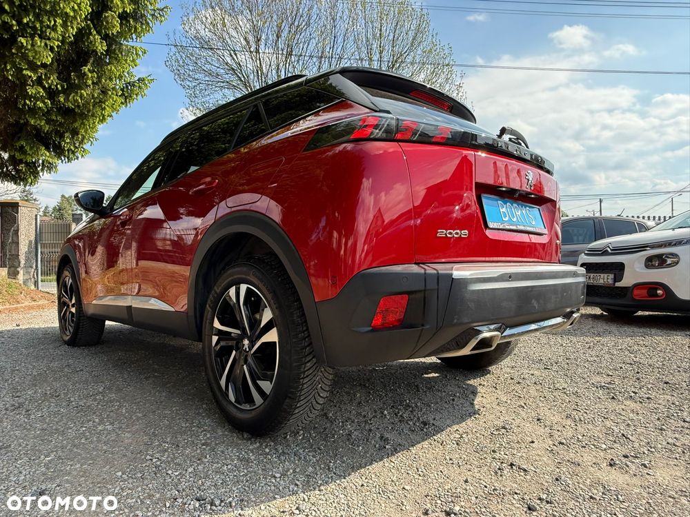 Peugeot 2008 PureTech 130 EAT8 GT Pack - 33