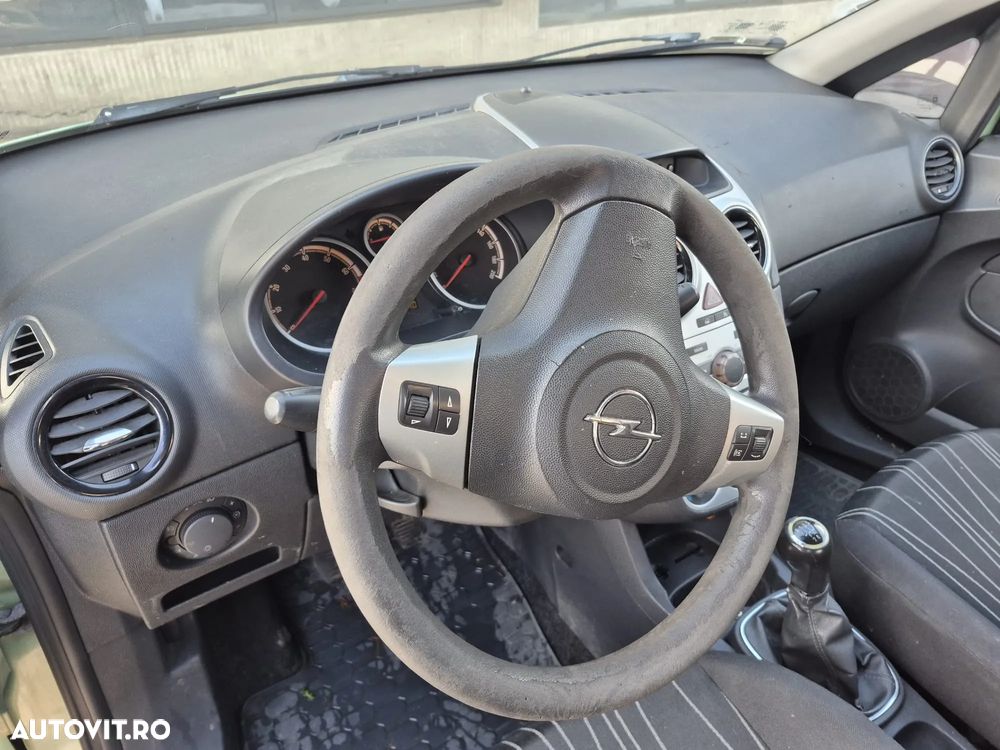 Opel Corsa 1.2i Enjoy - 7