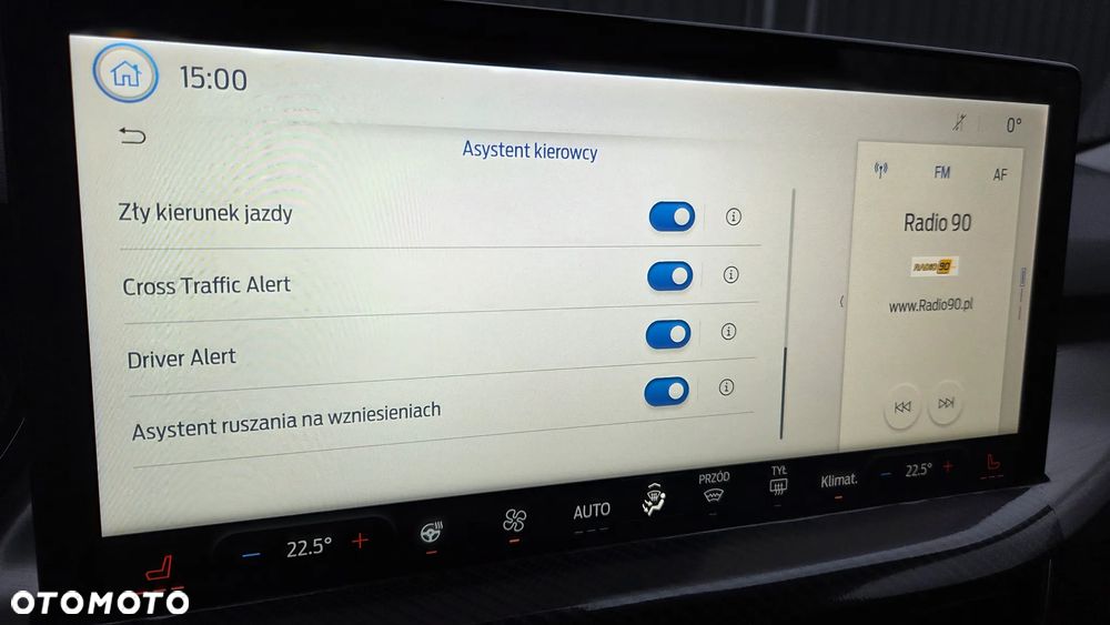 Ford Focus 1.0 EcoBoost Titanium X - 34