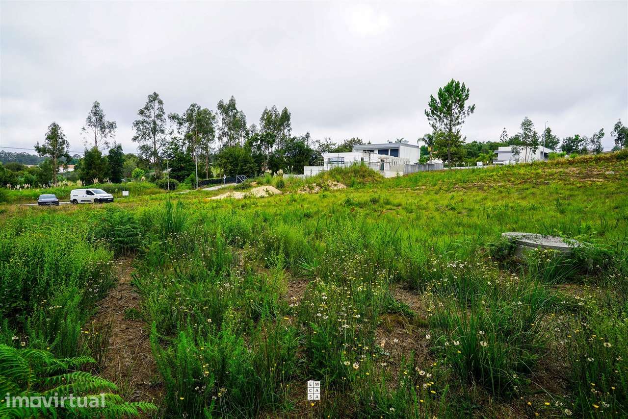 Terreno  Venda em São Miguel do Souto e Mosteirô,Santa Maria da Feira - Grande imagem: 5/6
