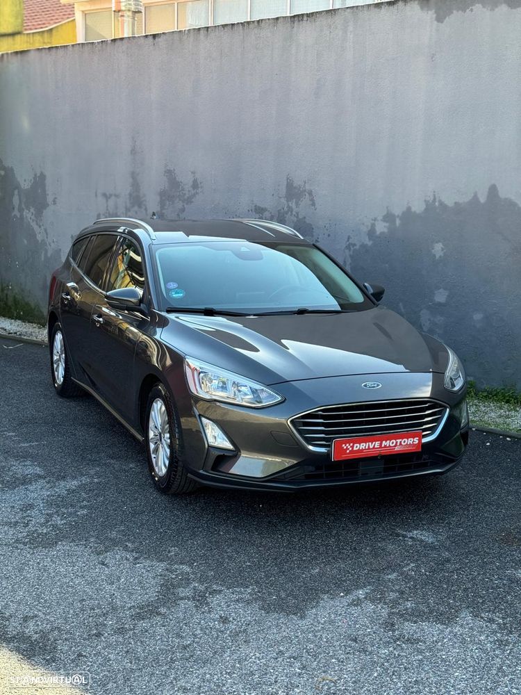 Ford Focus SW 1.0 EcoBoost S&S TITANIUM - 11