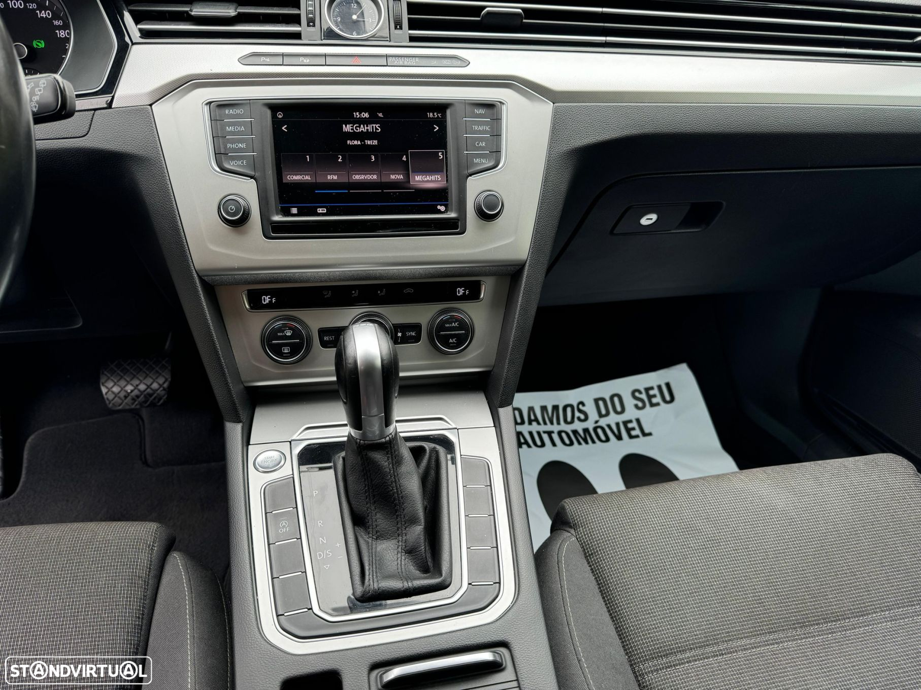 VW Passat 1.6 TDI Business DSG - 12