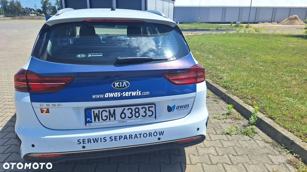 Kia Ceed 1.6 CRDi SCR M - 12