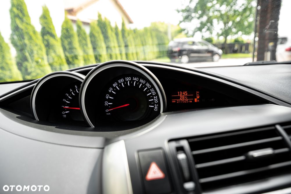Toyota Verso 1.8 Sol 7os MS - 37