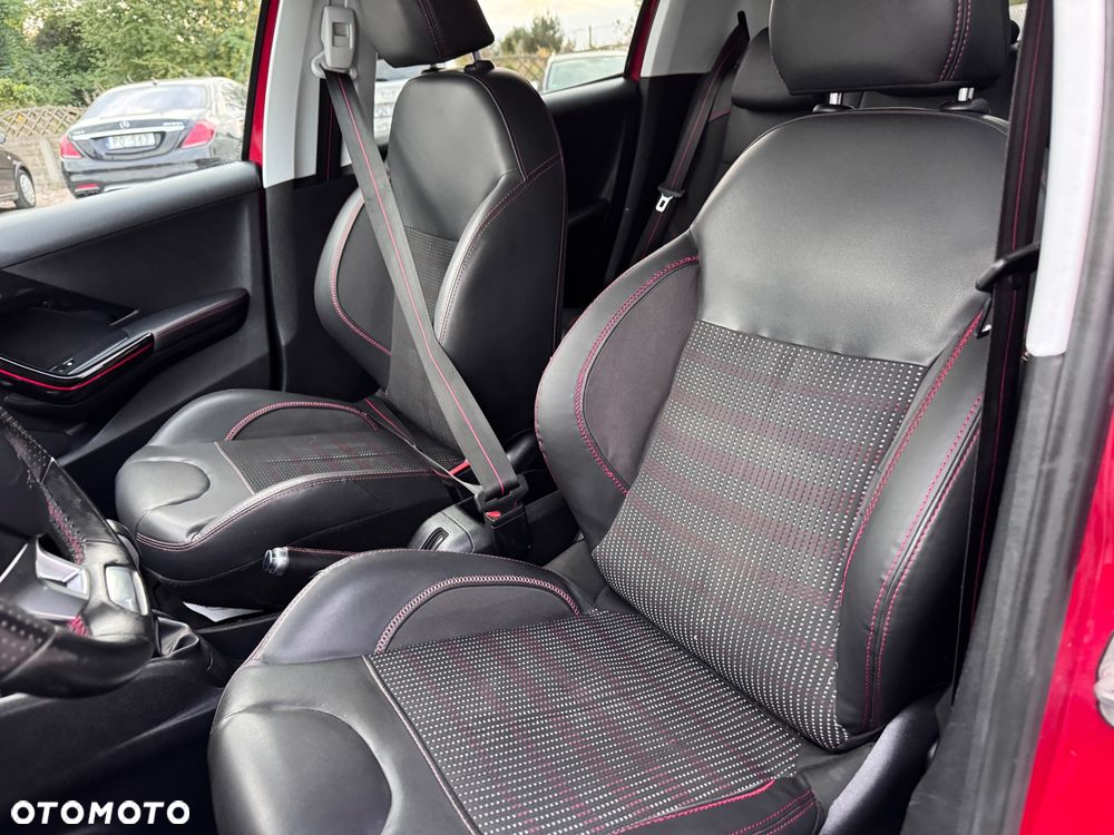 Peugeot 208 PureTech 110 Stop & Start Allure - 14