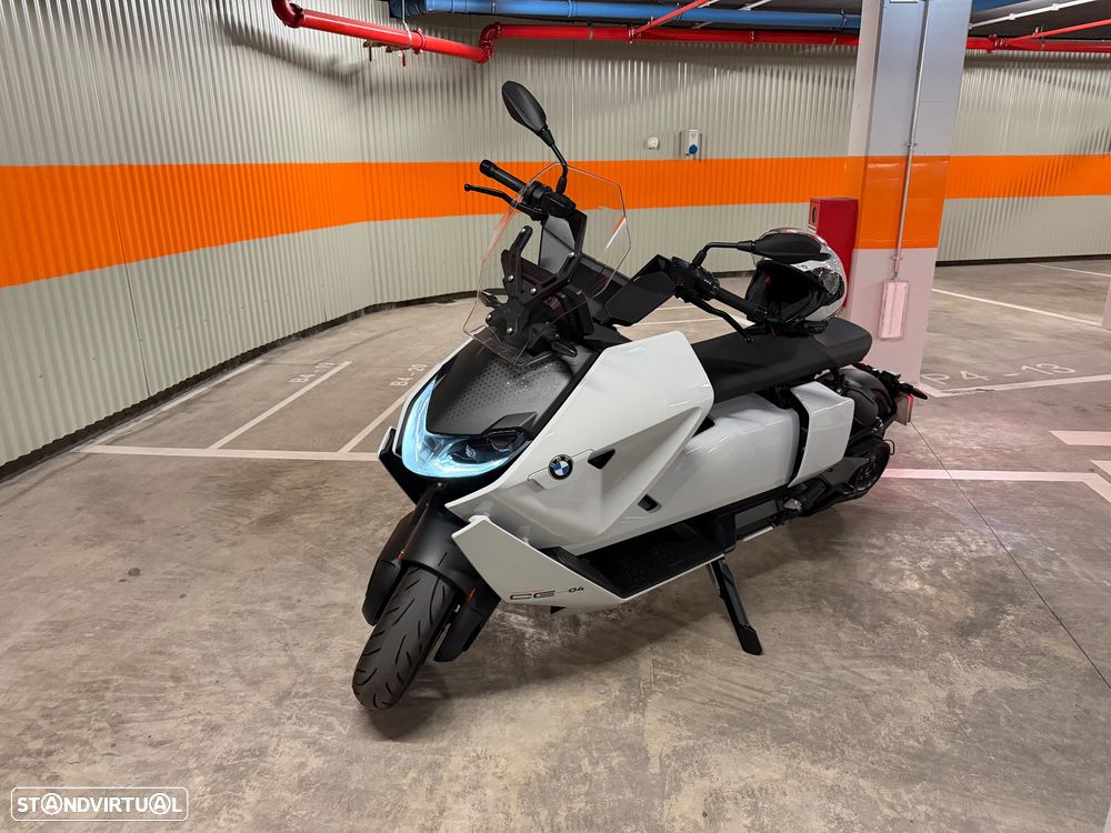 BMW CE 04 Full extras - 1
