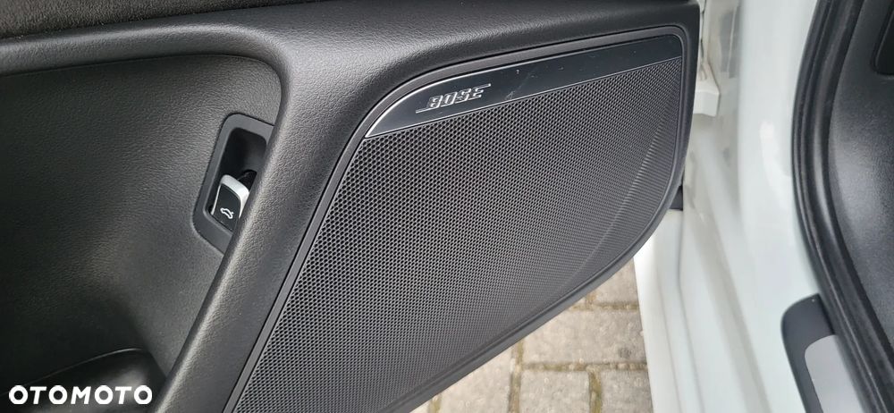 Audi A6 Avant 2.0 TDI Ultra S tronic - 13