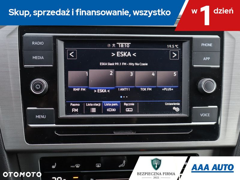 Volkswagen Passat - 17