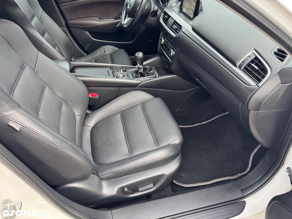 Mazda 6 2.2 SKYACTIV-D Sports-Line - 17