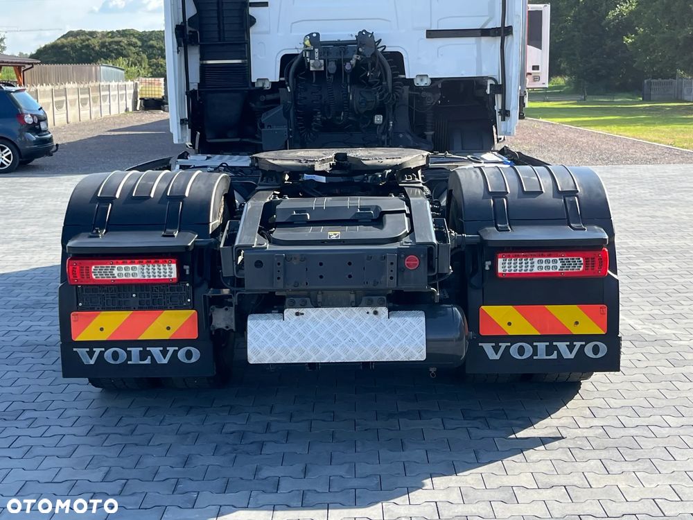 Volvo FH / EURO 6/  I- SHIFT/ MICHELIN 80% /  KLIMA POSTOJOWA / SERWISOWANY/ ZADBANY / OKAZJA - 12