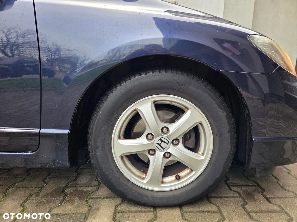 Honda Civic 1.3i-DSI i-VTEC IMA CVT Elegance - 9