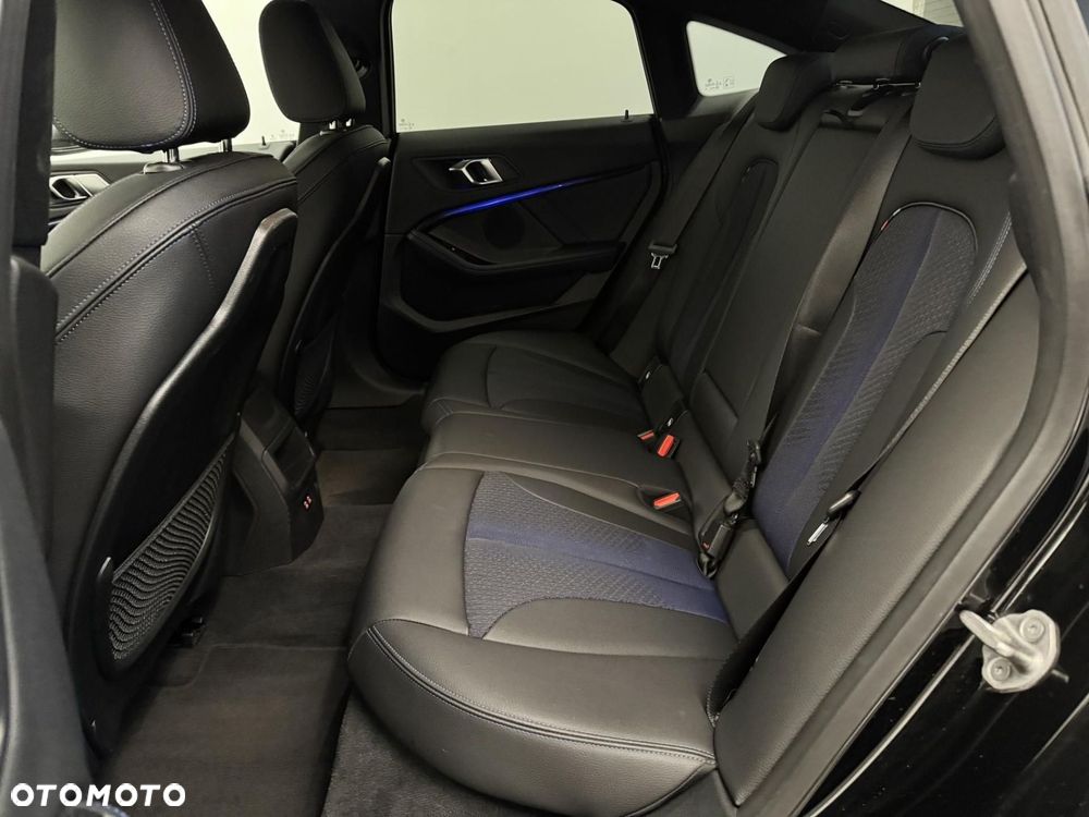 BMW Seria 2 - 24